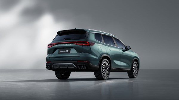 tiggo 8 rear side view