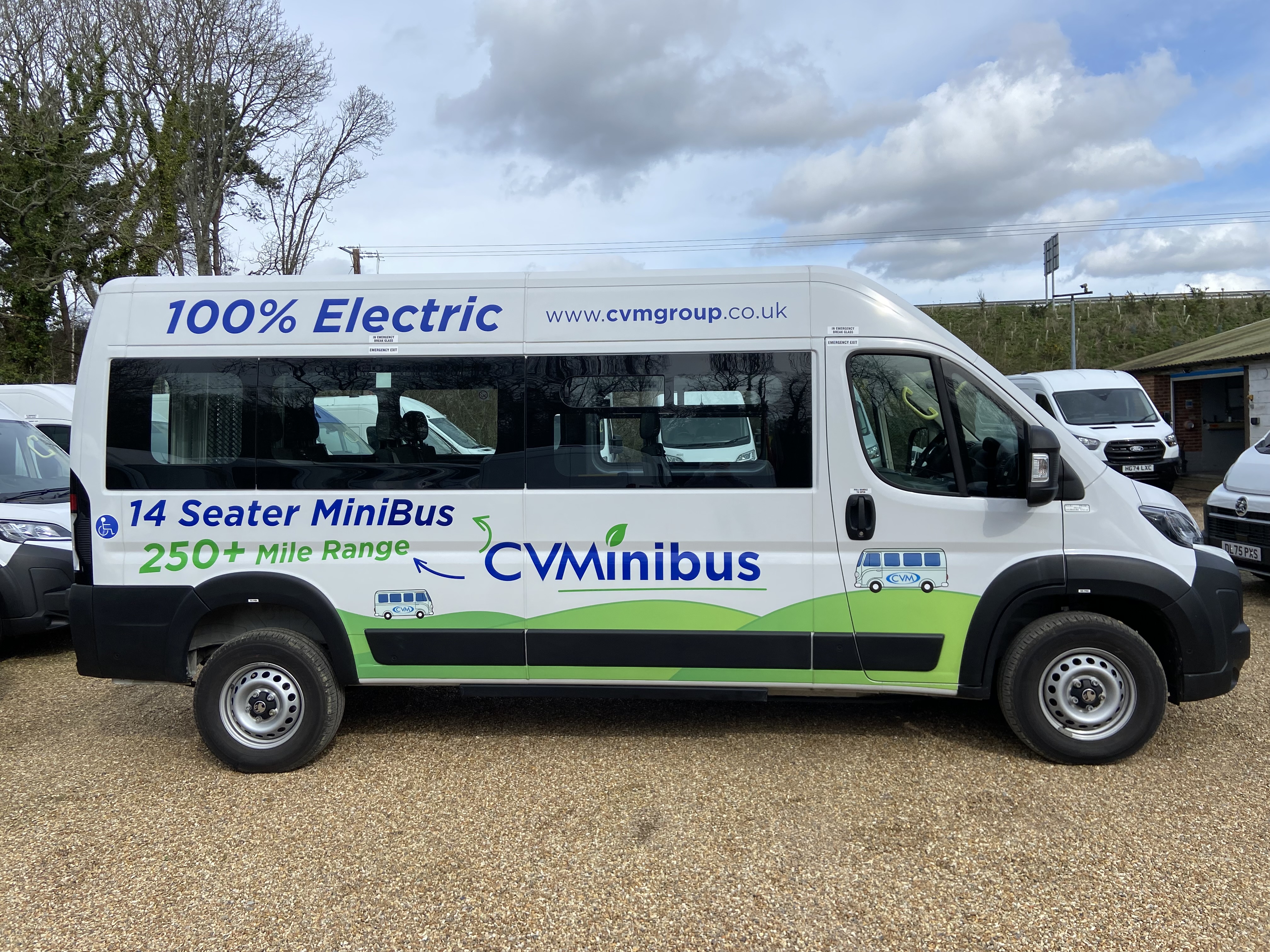 14 seater electric CVMinibus by CVM Group with 250+ mile range, side profile